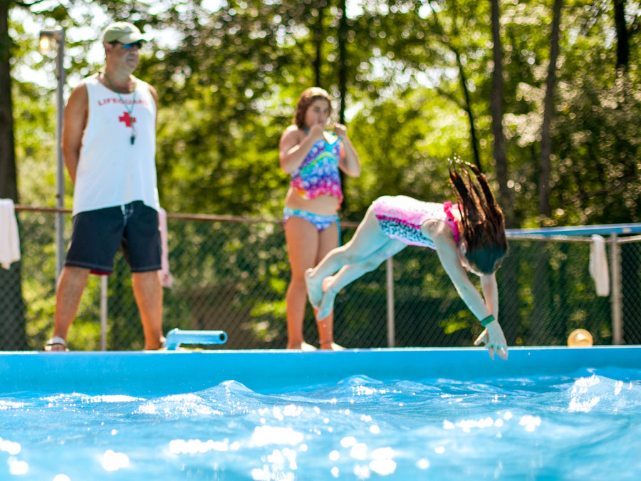 diving-into-pool